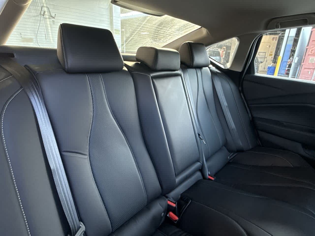 2025 Acura TLX w/Technology Package