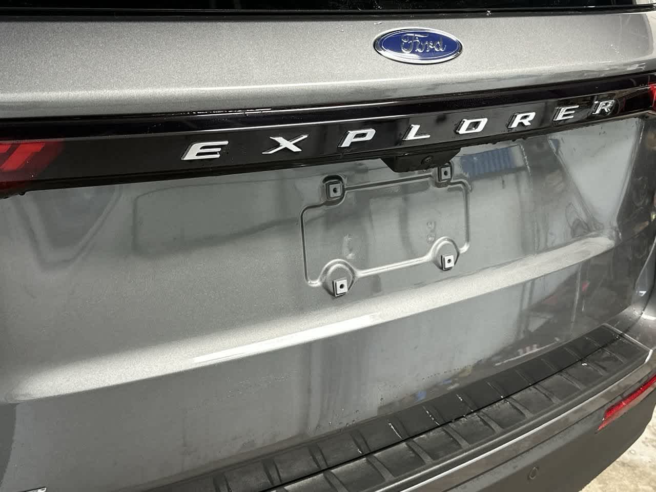 2026 Ford Explorer - Photo 10