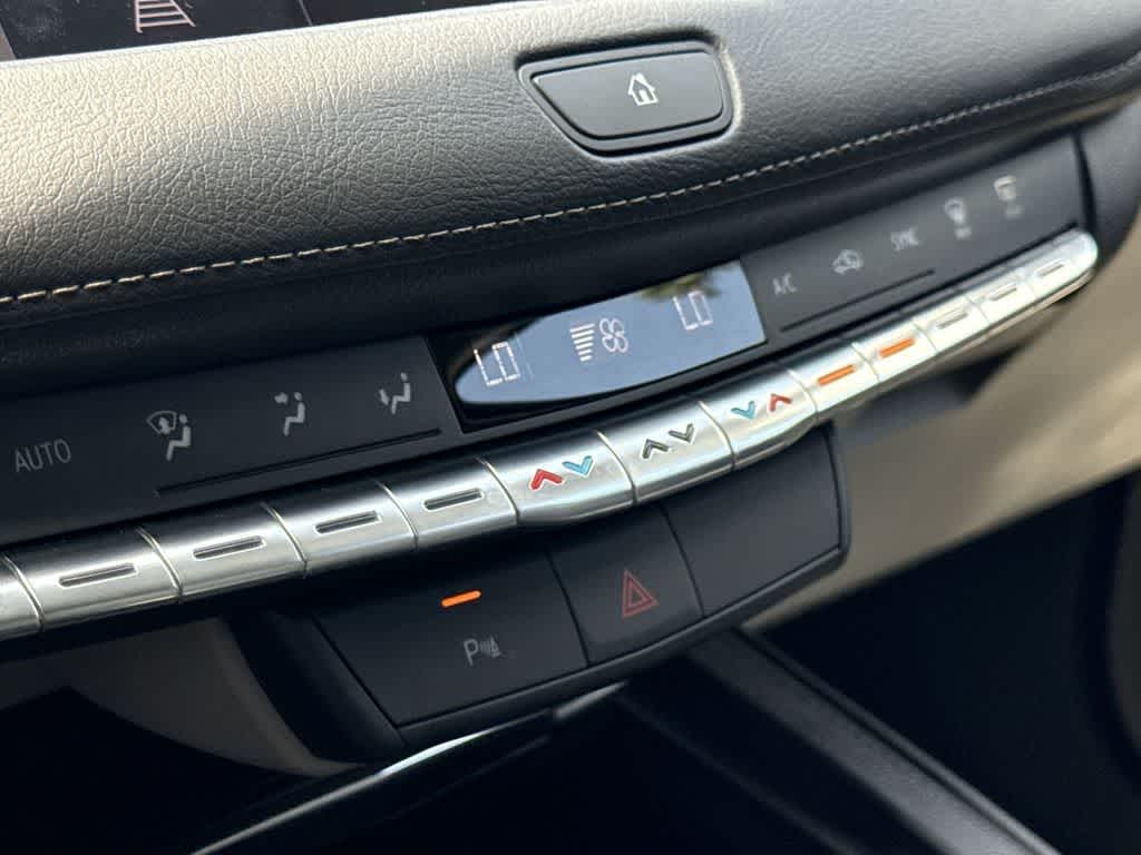 2023 Cadillac XT4 FWD Luxury