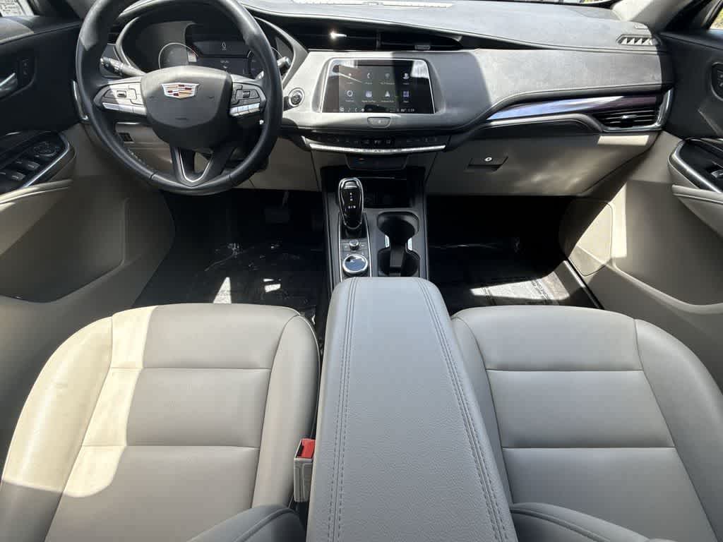 2023 Cadillac XT4 FWD Luxury