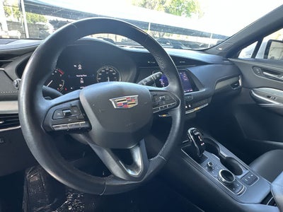 2022 Cadillac XT4 FWD Premium Luxury