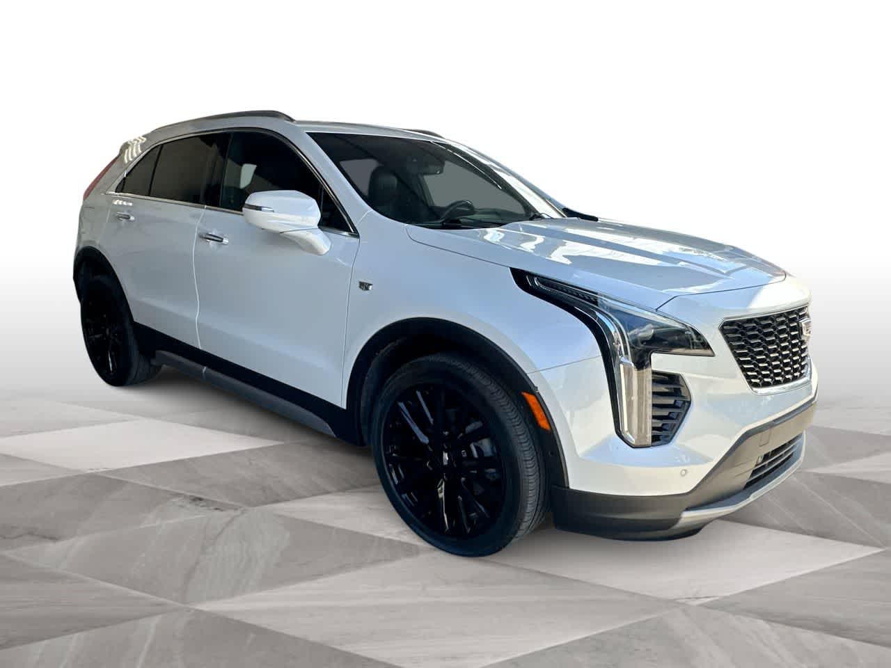 2022 Cadillac XT4 FWD Premium Luxury