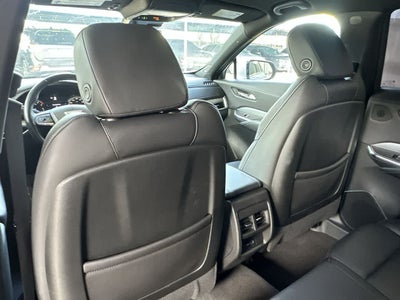 2022 Cadillac XT4 FWD Premium Luxury