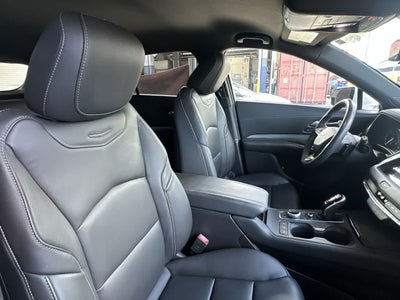 2022 Cadillac XT4 FWD Premium Luxury