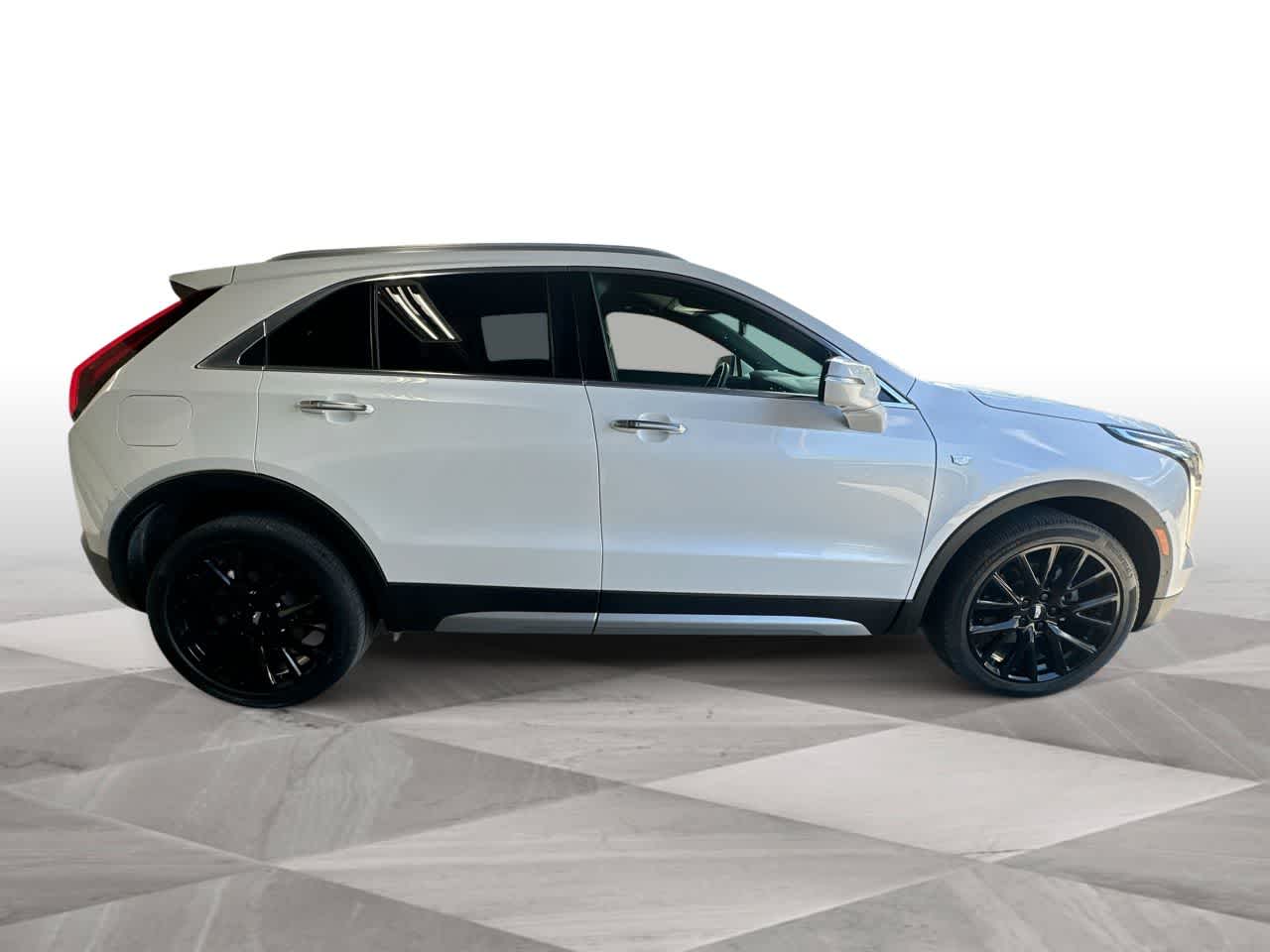 2022 Cadillac XT4 FWD Premium Luxury