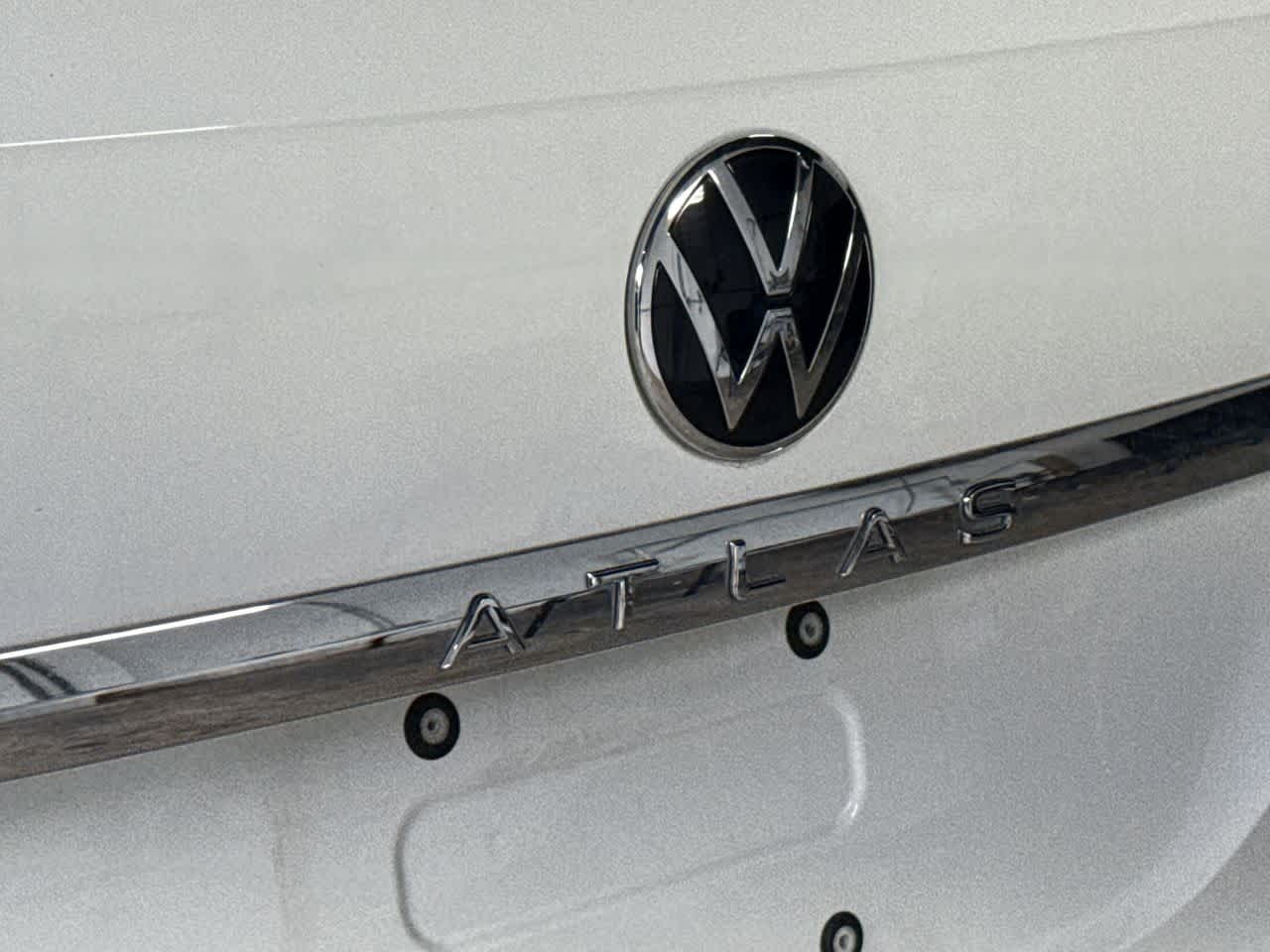 2023 Volkswagen Atlas Cross Sport 2.0T SE w/Technology