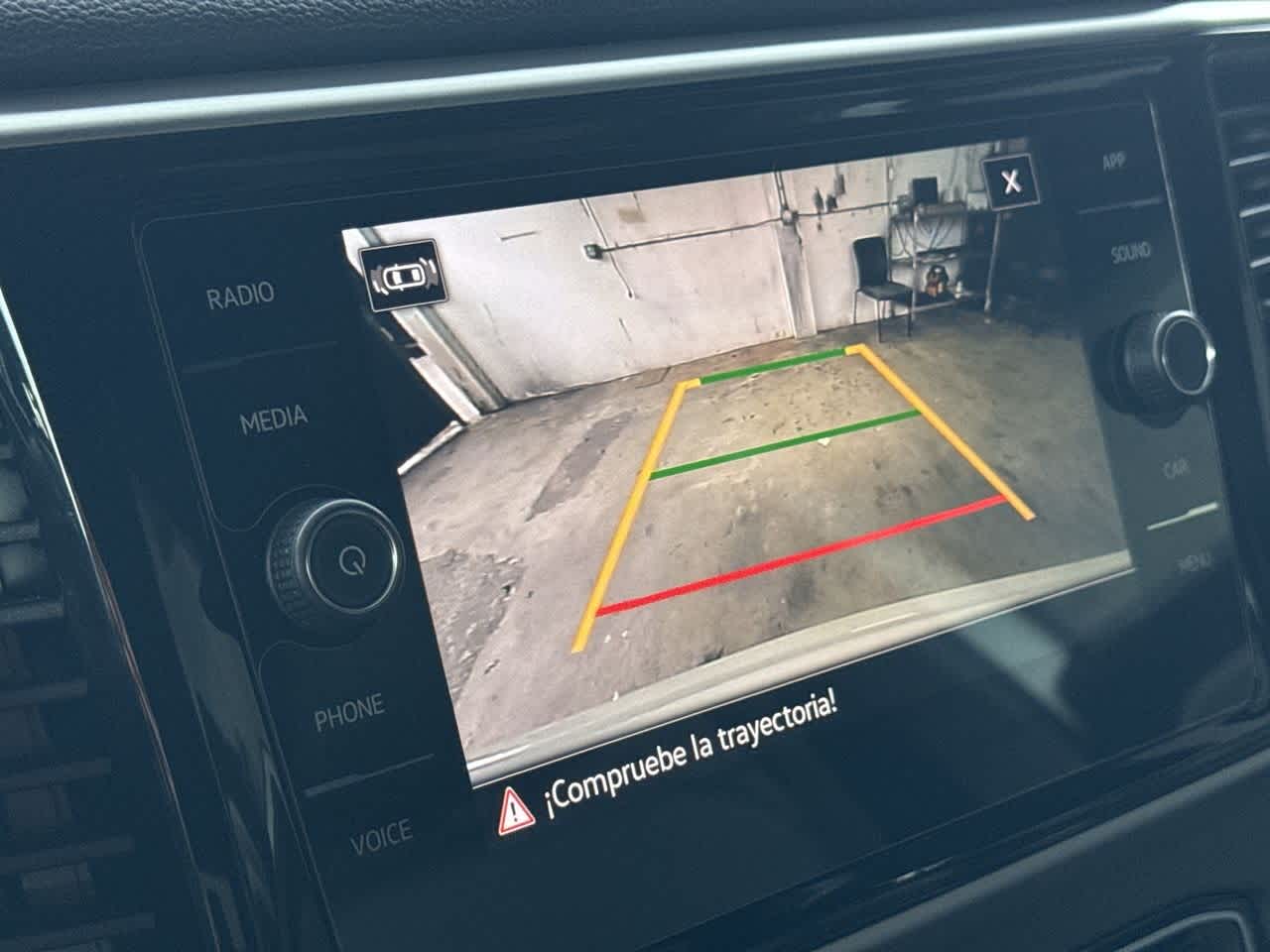 2023 Volkswagen Atlas Cross Sport 2.0T SE w/Technology