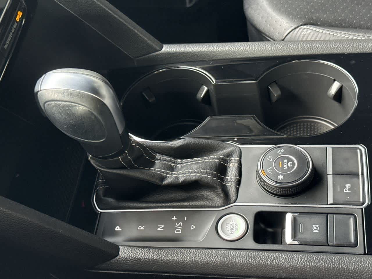 2023 Volkswagen Atlas Cross Sport 2.0T SE w/Technology