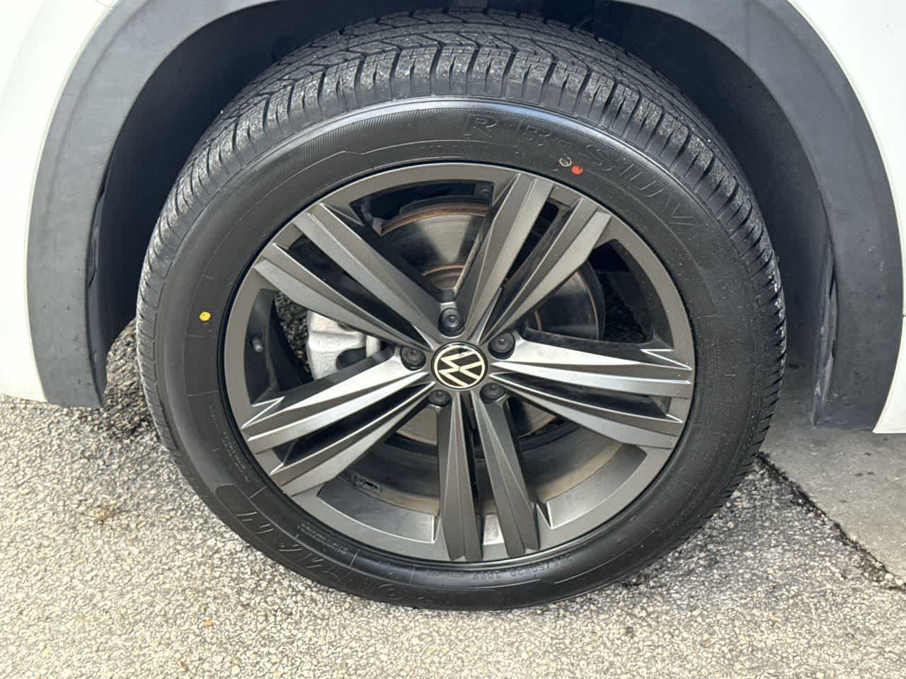 2021 Volkswagen Atlas 3.6L V6 SE w/Technology R-Line