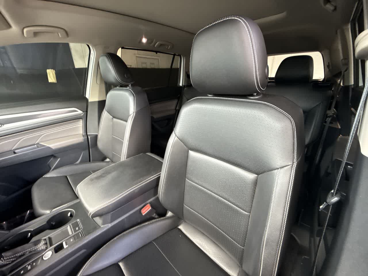2021 Volkswagen Atlas 3.6L V6 SE w/Technology R-Line