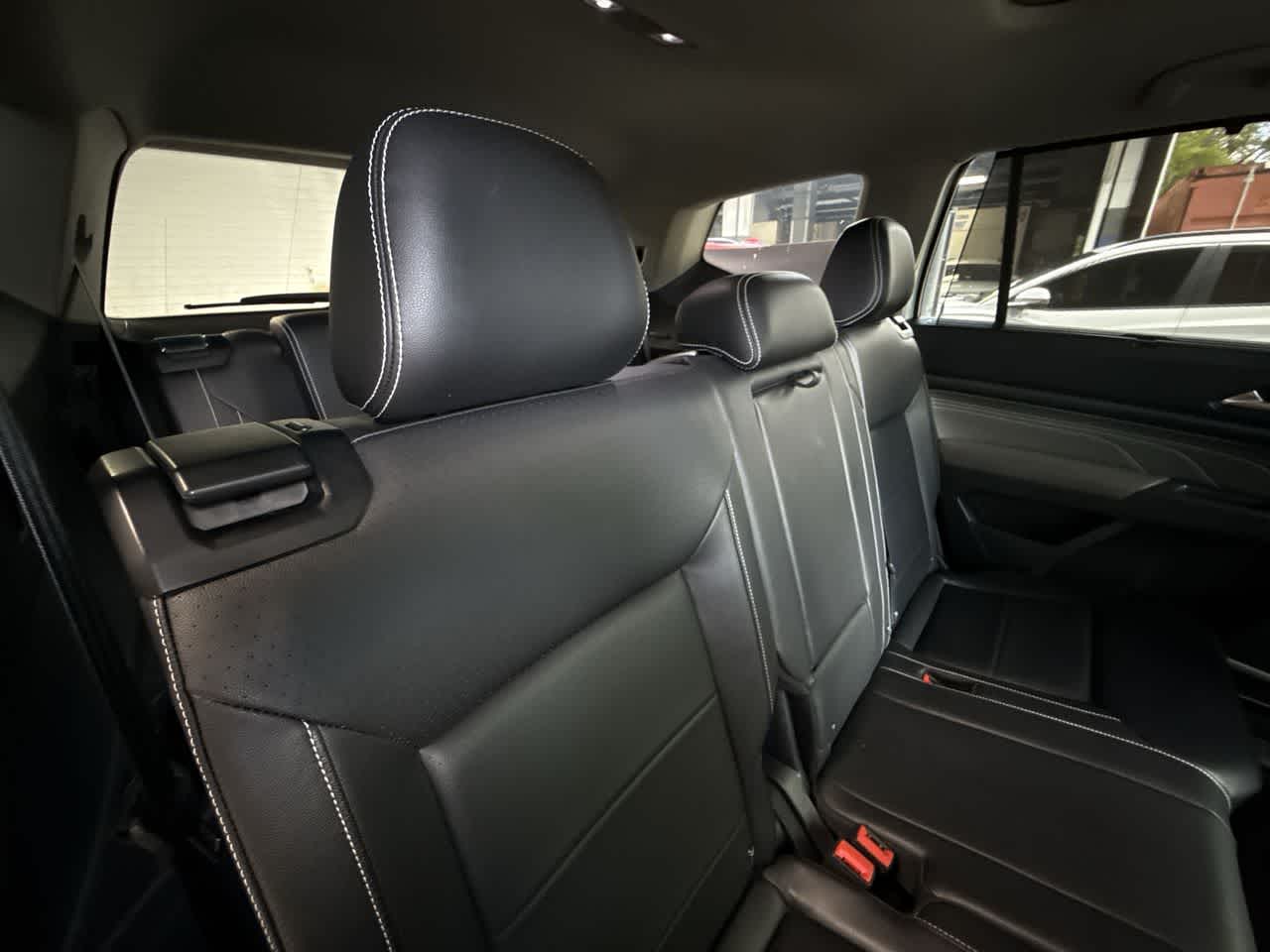 2021 Volkswagen Atlas 3.6L V6 SE w/Technology R-Line