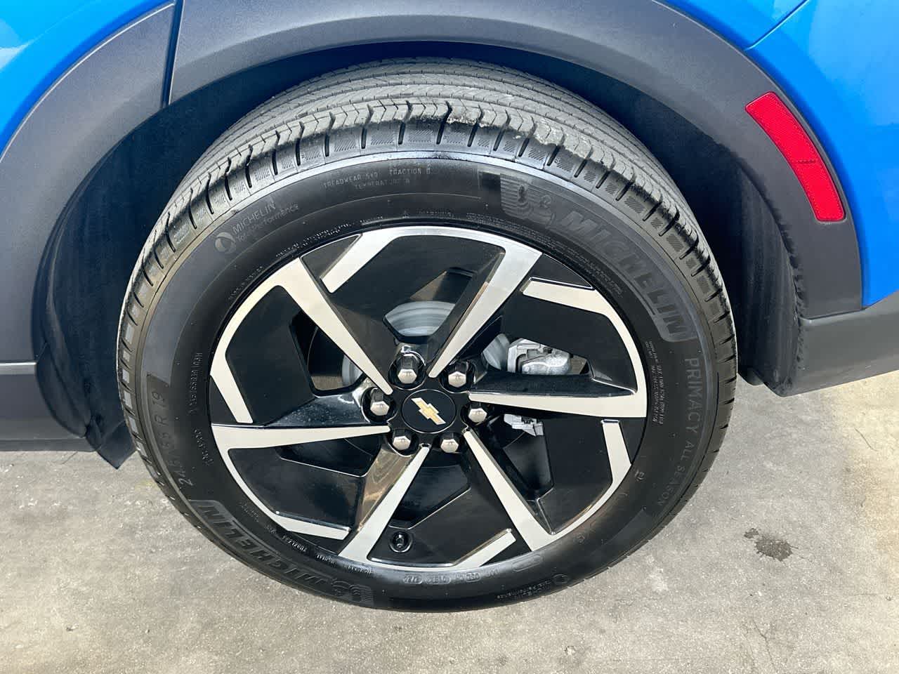 2025 Chevrolet Equinox EV LT
