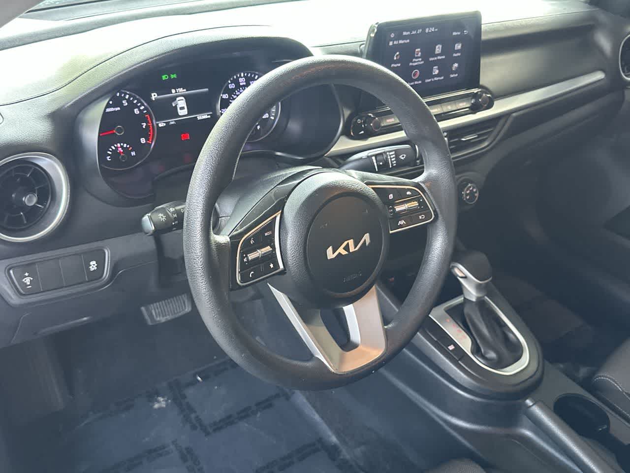 2023 Kia Forte LX