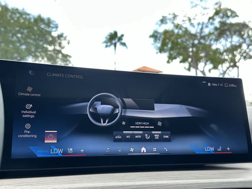 2025 BMW 330i 330i