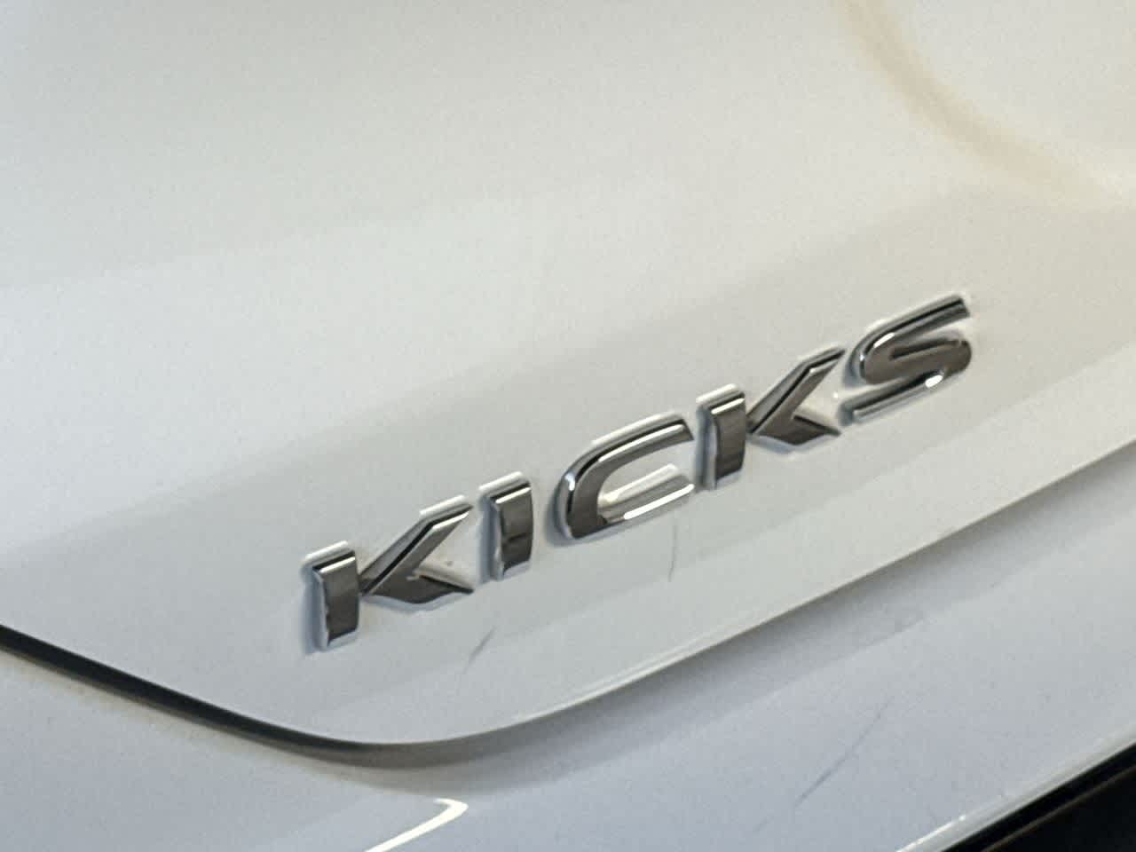 2024 Nissan Kicks SV