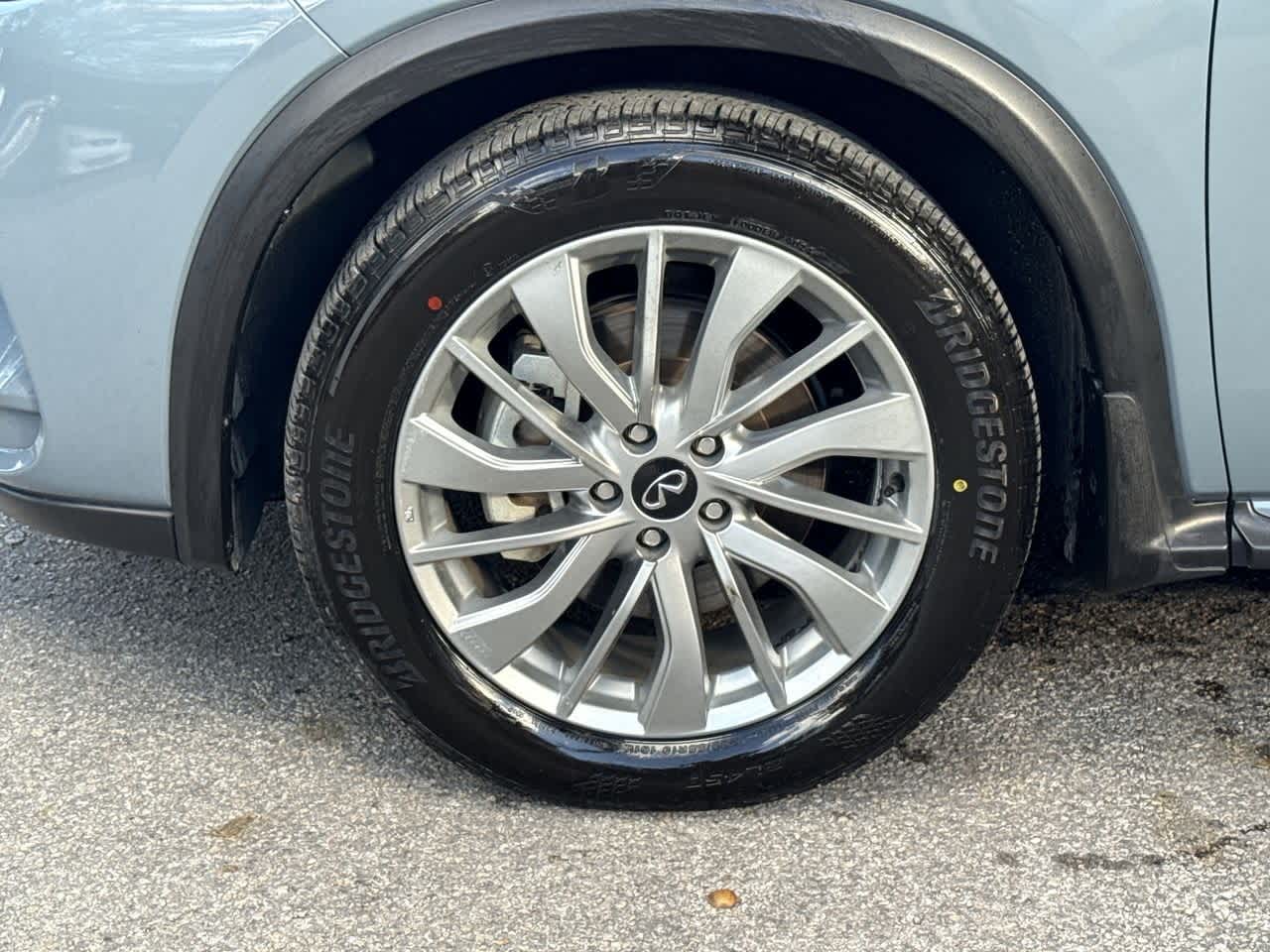 2023 INFINITI QX50 LUXE