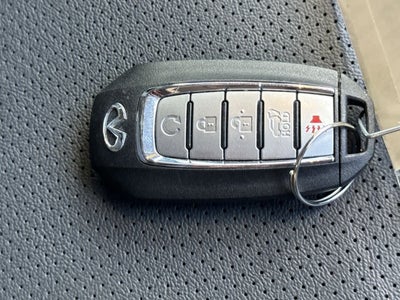 2023 INFINITI QX50 LUXE