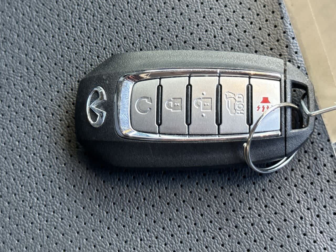 2023 INFINITI QX50 LUXE