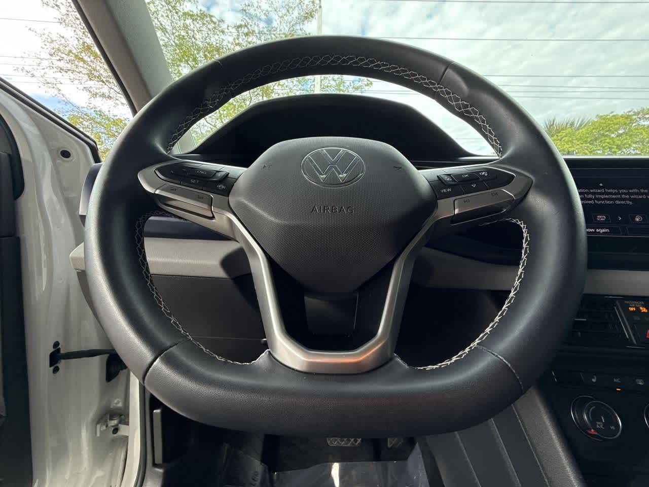 2022 Volkswagen Taos SE