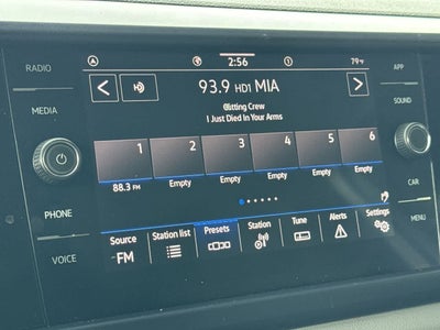 2022 Volkswagen Taos SE