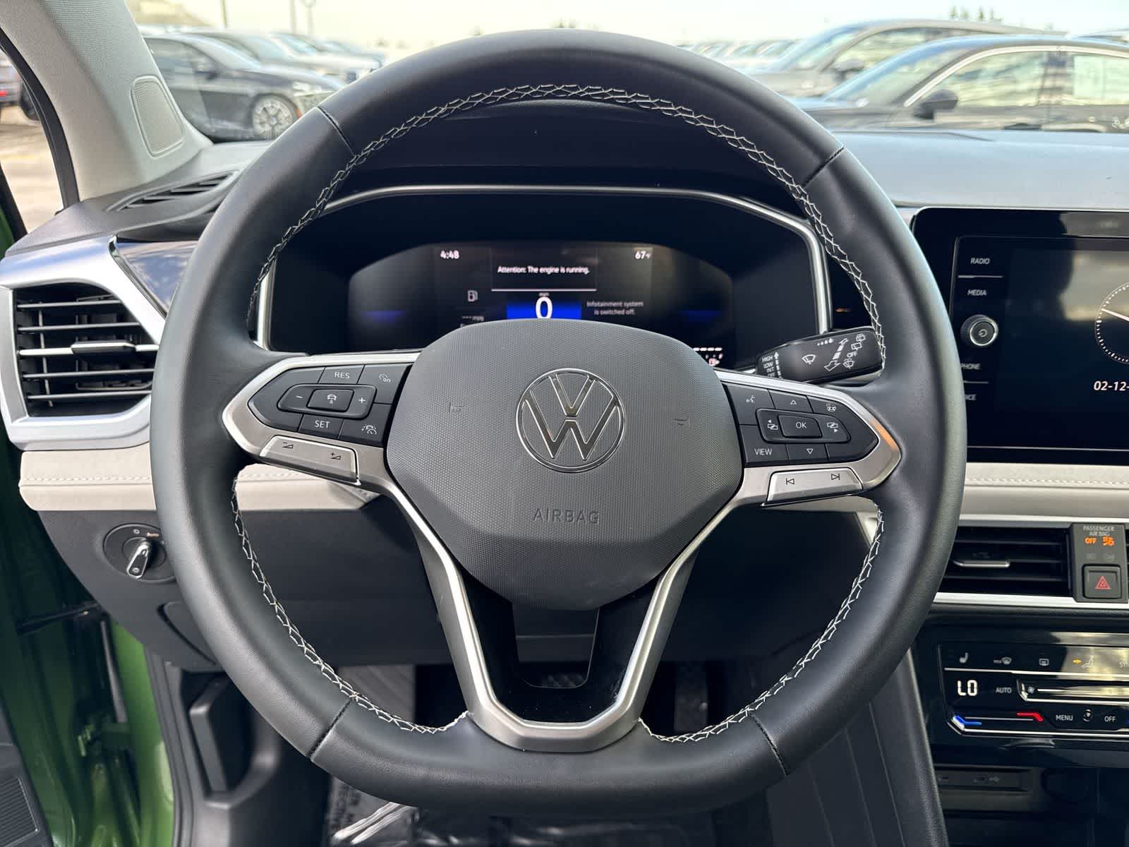 2025 Volkswagen Taos SE