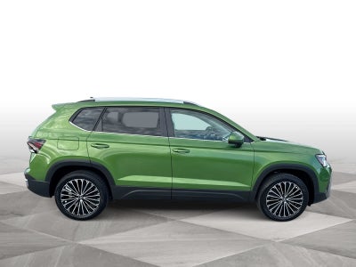 2025 Volkswagen Taos SE