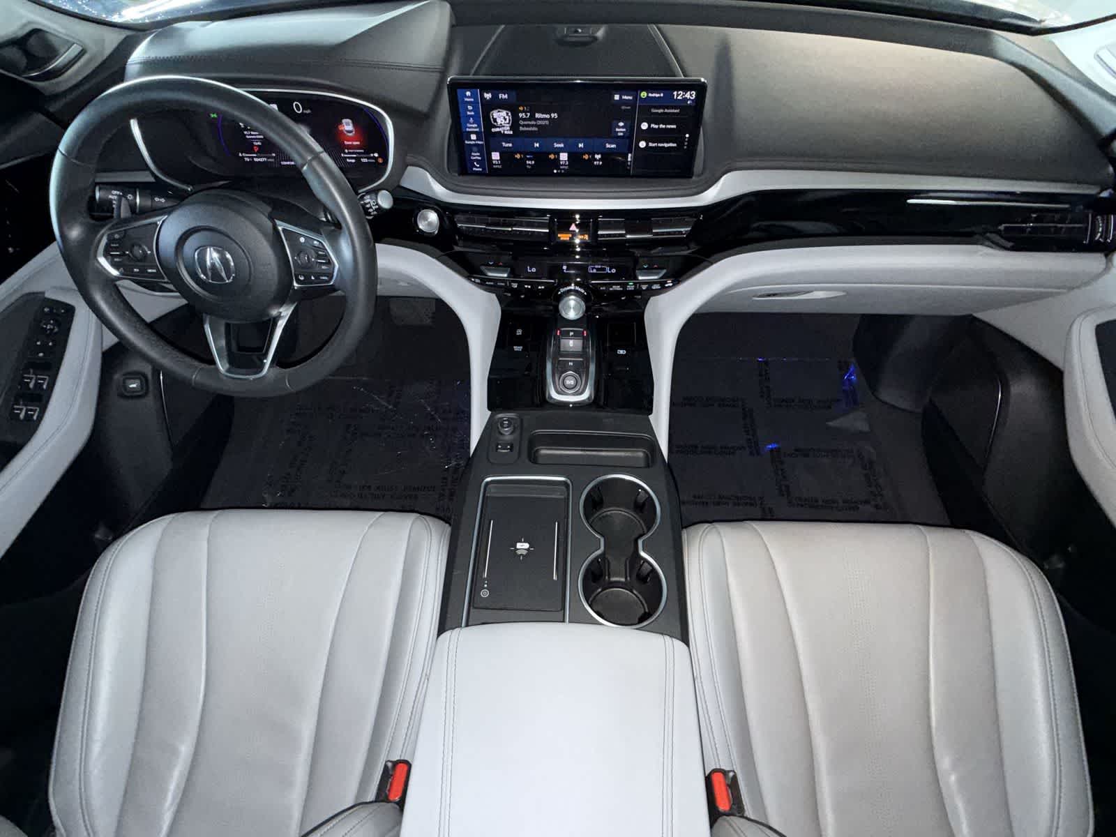 2025 Acura MDX w/Technology Package