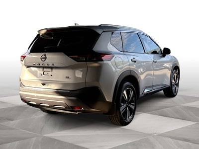 2022 Nissan Rogue SL