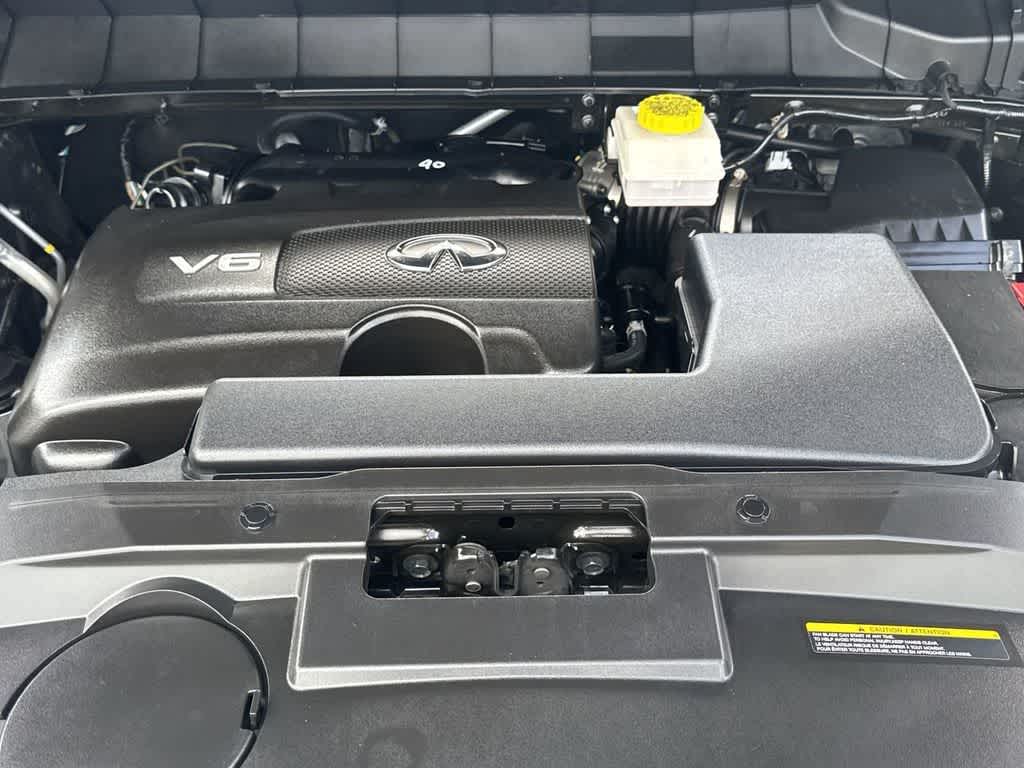 2024 INFINITI QX60 LUXE