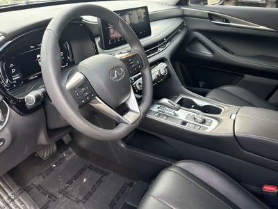 2024 INFINITI QX60 LUXE