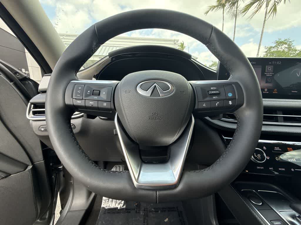 2024 INFINITI QX60 LUXE