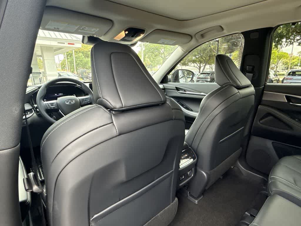 2024 INFINITI QX60 LUXE