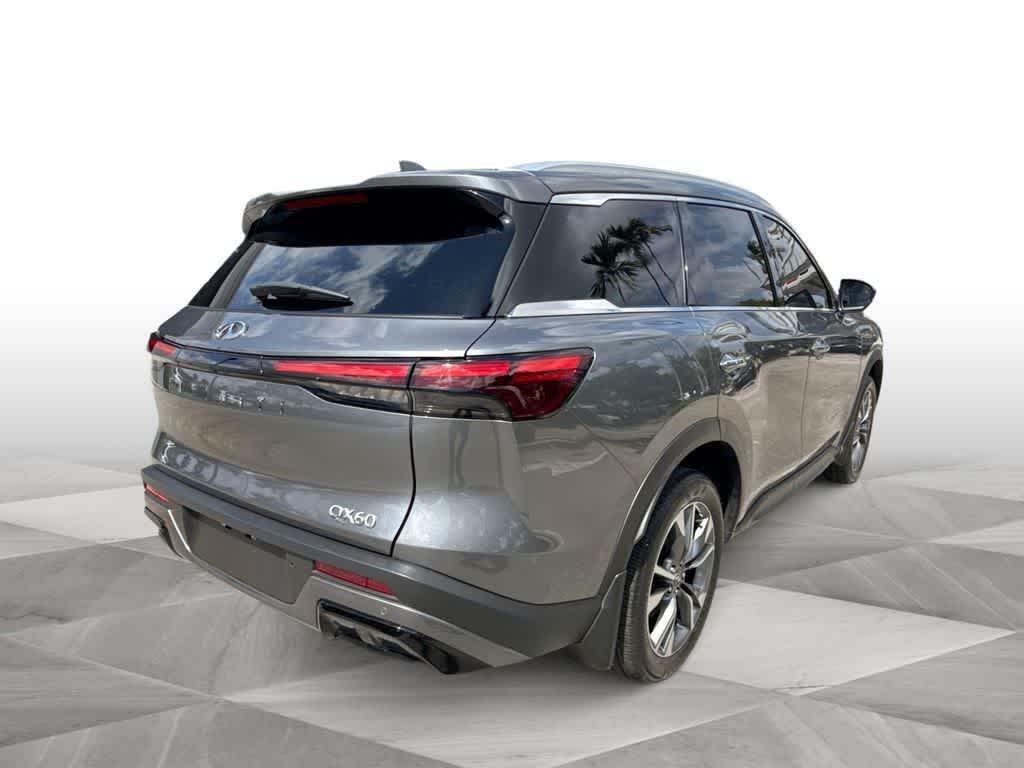 2024 INFINITI QX60 LUXE