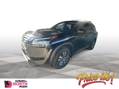 2023 Nissan Pathfinder SL