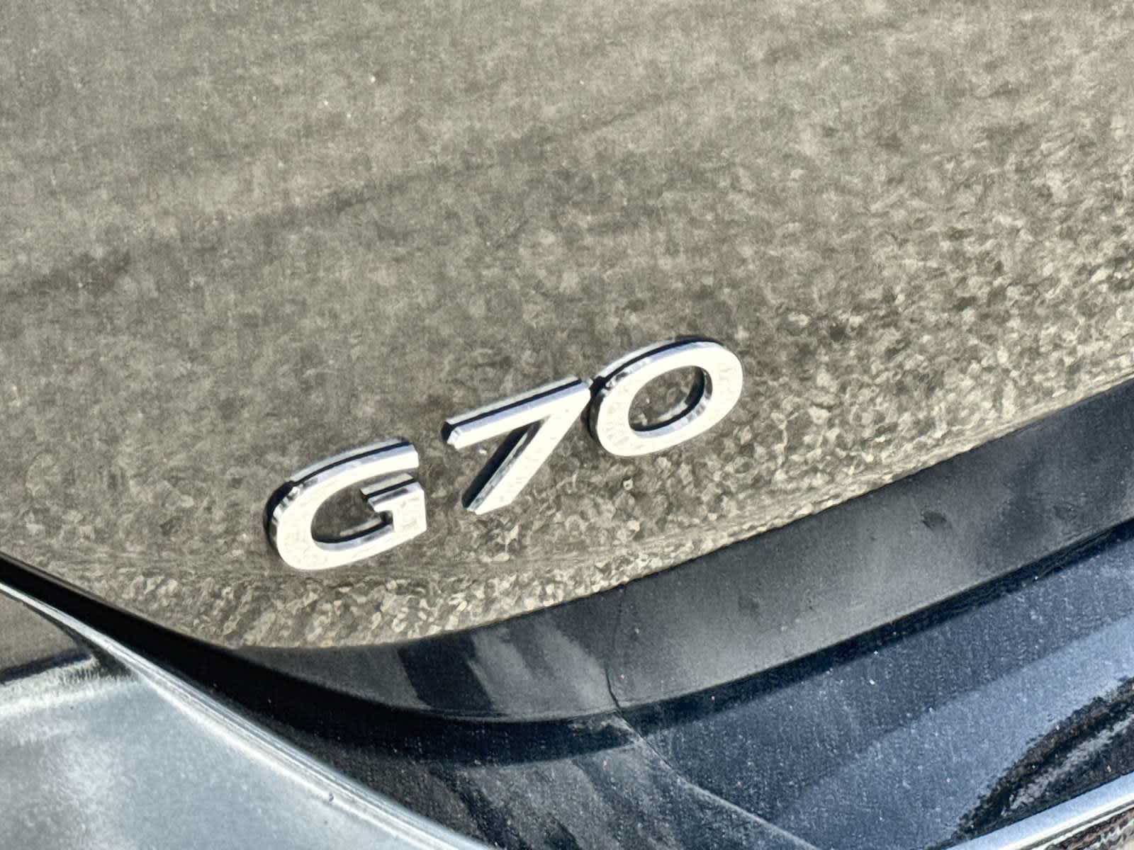 2023 Genesis G70 2.0T