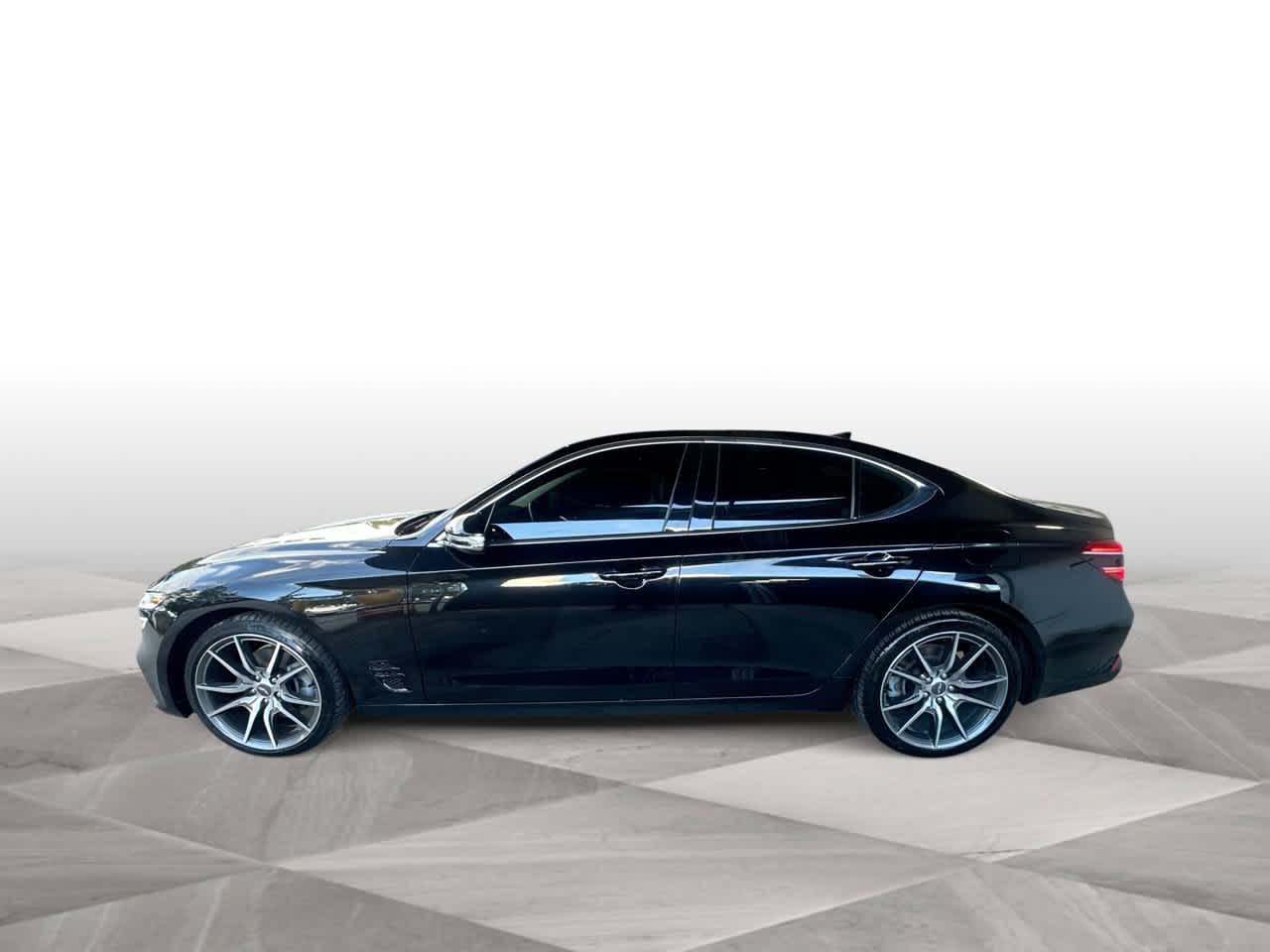 2023 Genesis G70 2.0T