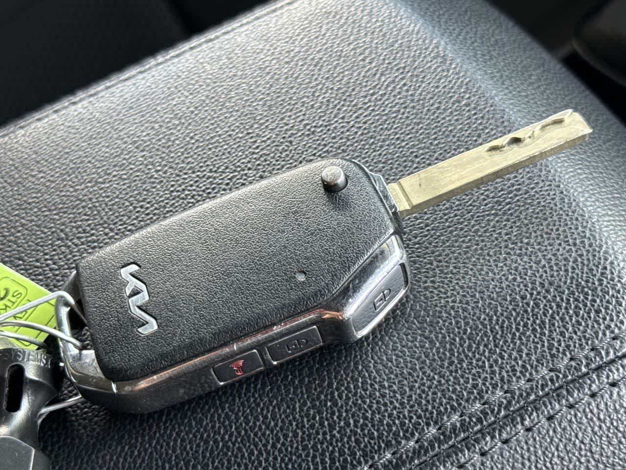 2024 Kia Sportage LX - Photo 28