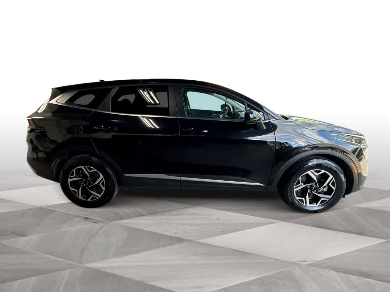 2024 Kia Sportage LX - Photo 9