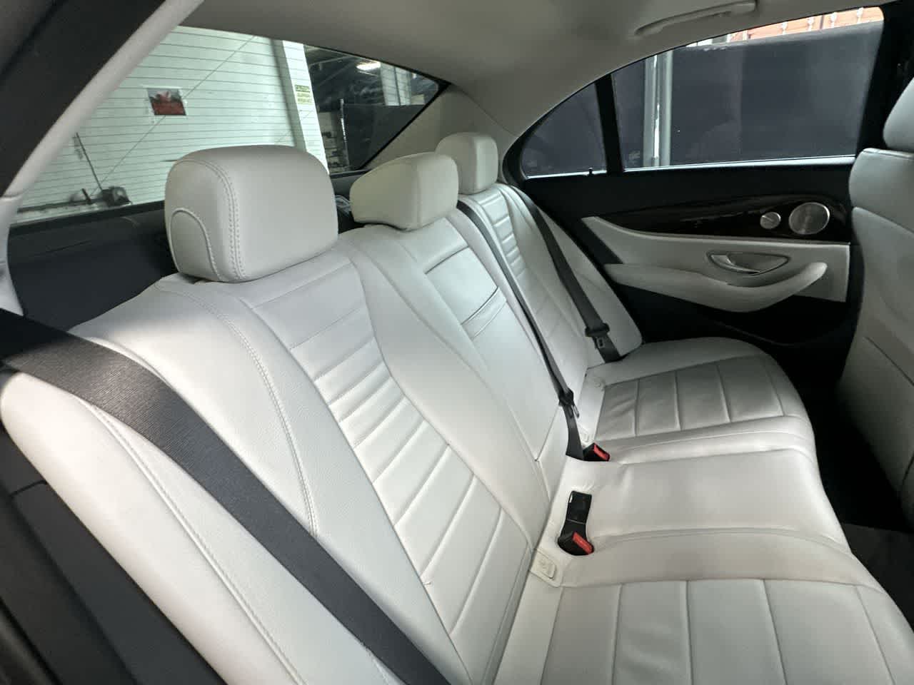 2021 Mercedes-Benz E-Class E350 - Photo 26
