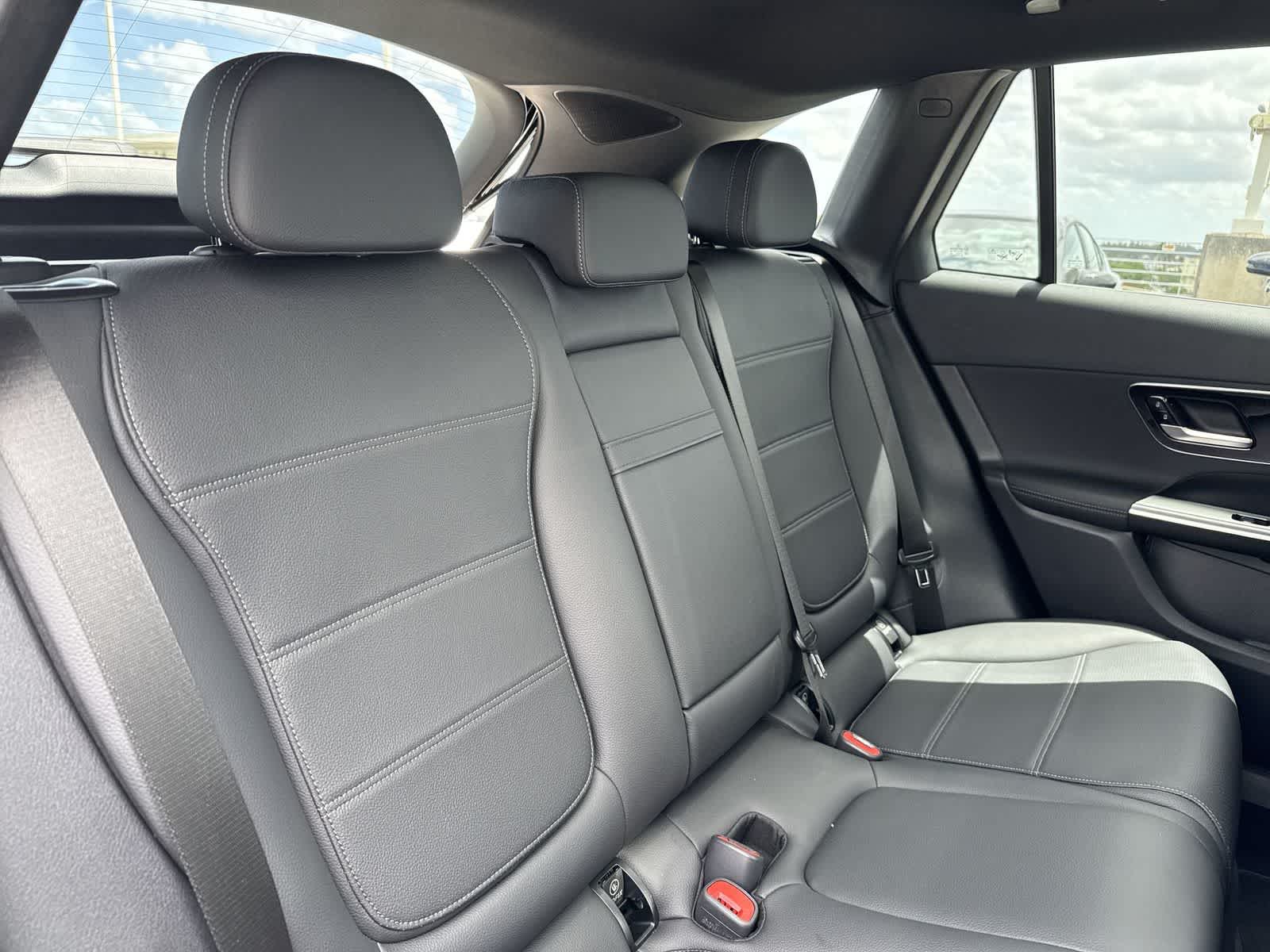 2026 Mercedes-Benz GLC 300 GLC 300