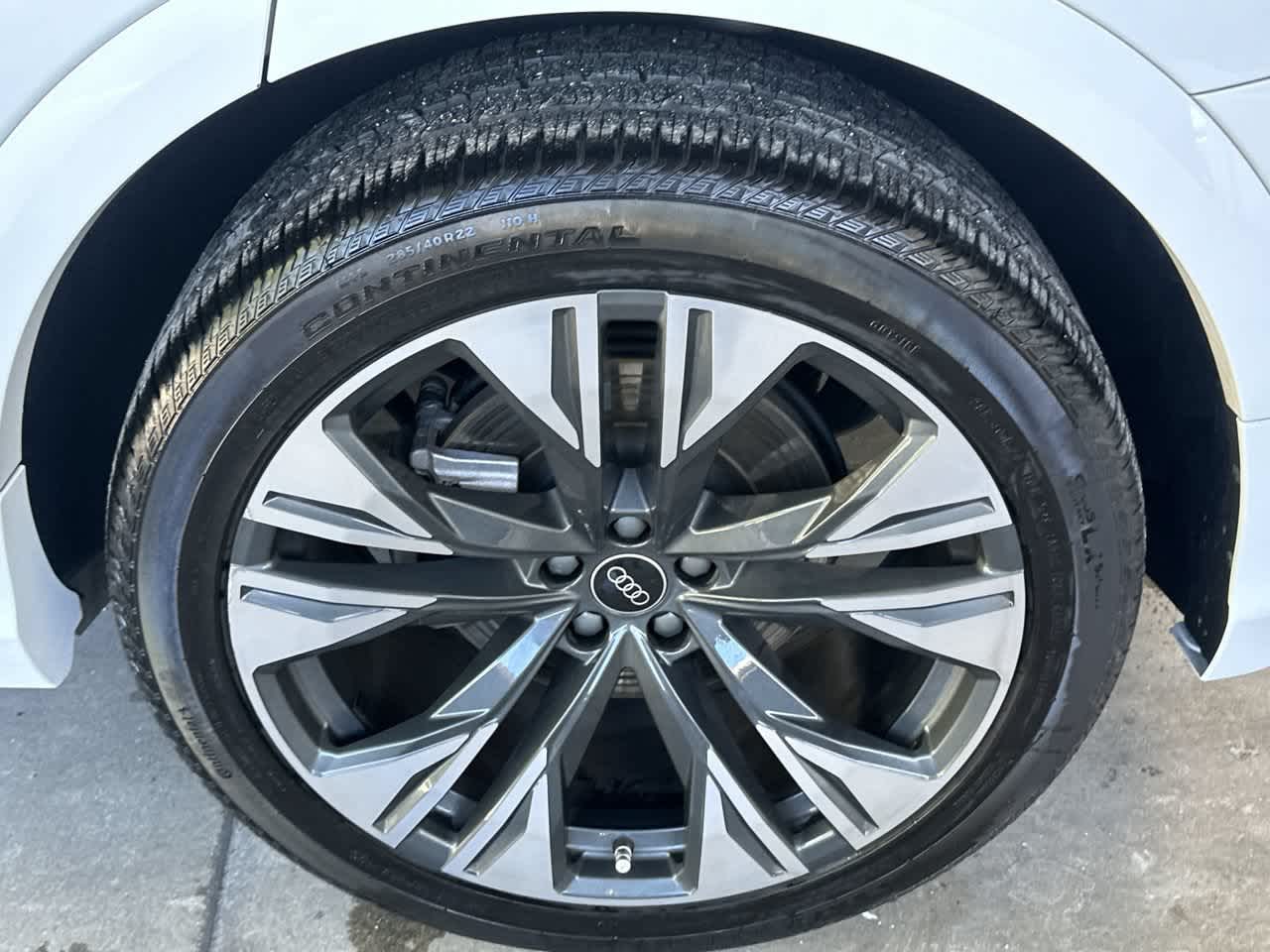 2025 Audi Q8 Premium Plus