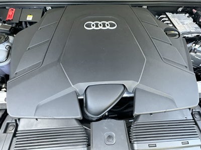 2025 Audi Q8 Premium Plus
