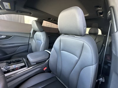 2025 Audi Q8 Premium Plus