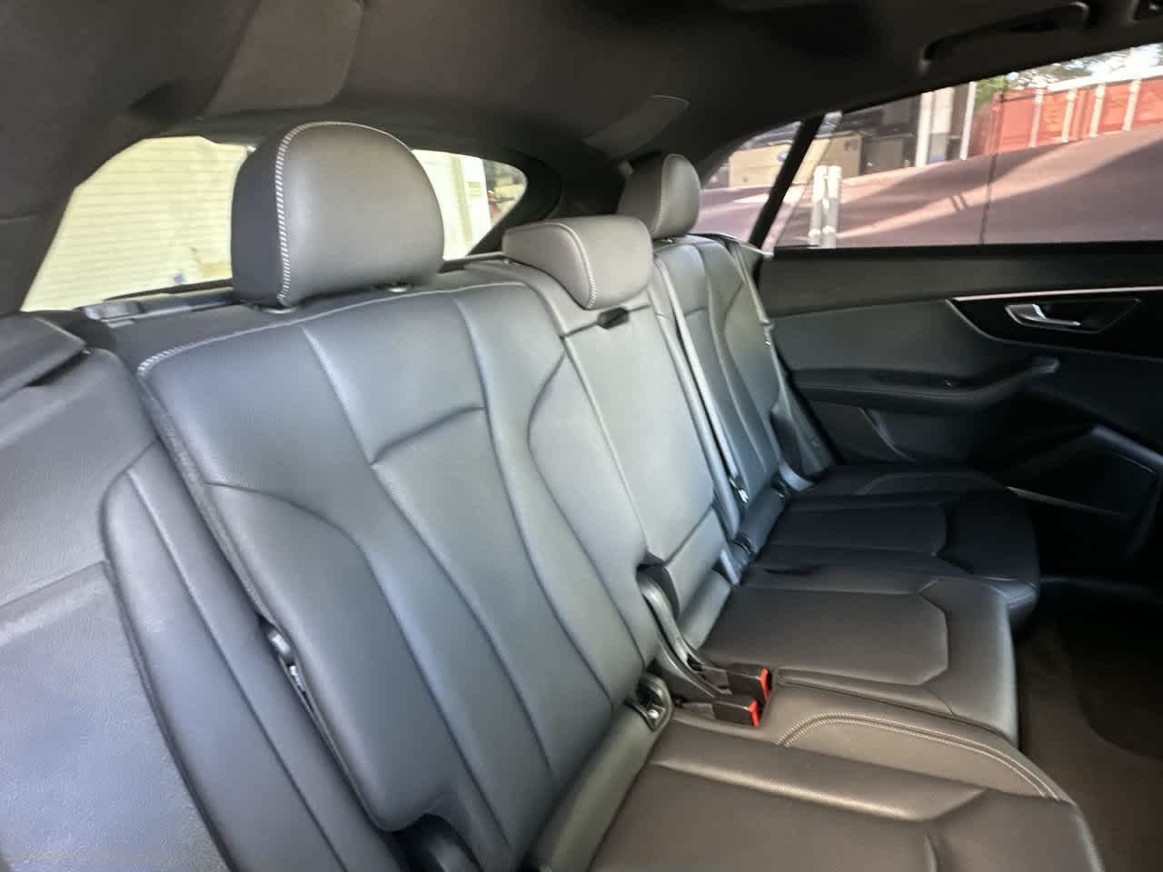 2025 Audi Q8 Premium Plus