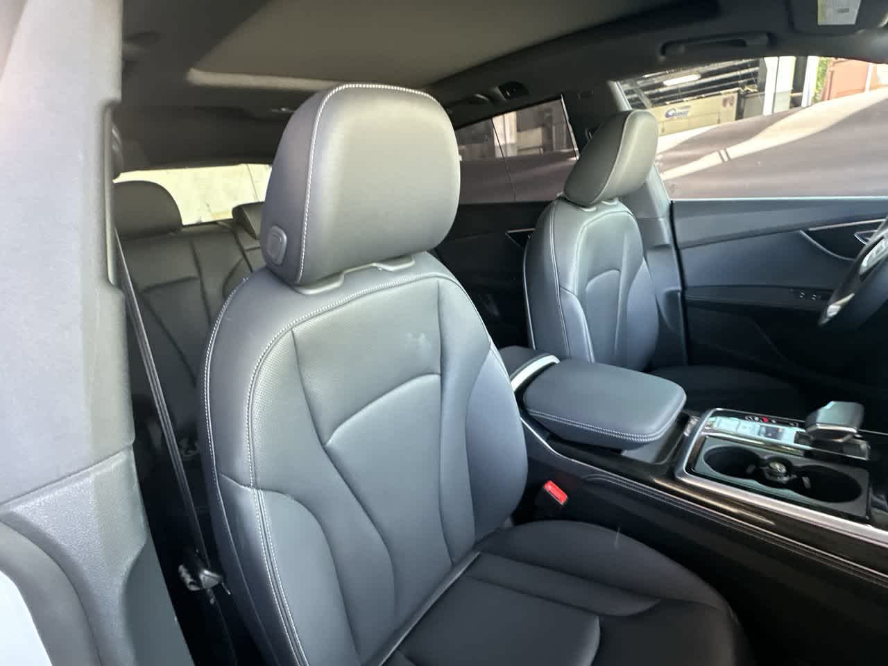 2025 Audi Q8 Premium Plus
