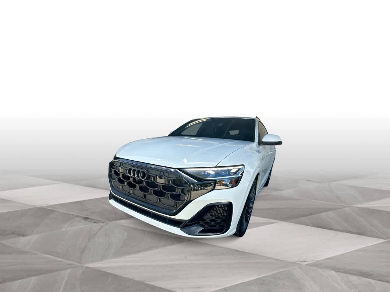 2025 Audi Q8 Premium Plus