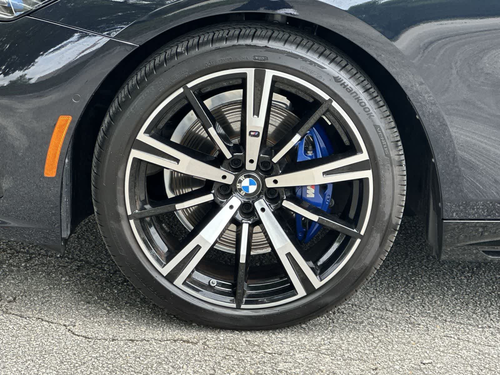 2026 BMW 530i 530i