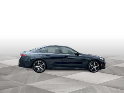 2026 BMW 530i 530i