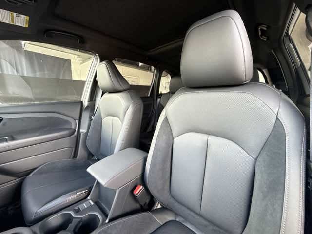 2025 Subaru FORESTER Touring Hybrid